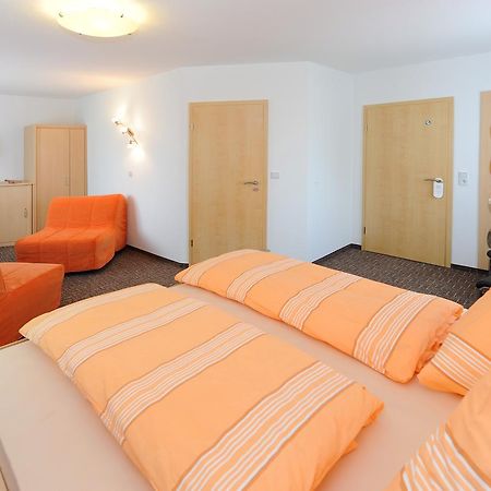 Hotel Zum Birkenhof Stechlin Екстериор снимка