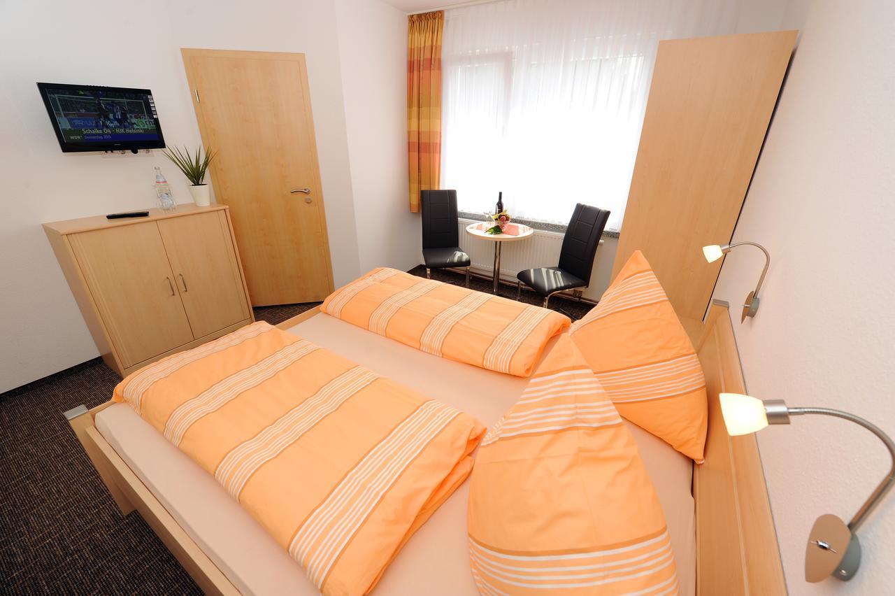 Hotel Zum Birkenhof Stechlin Екстериор снимка