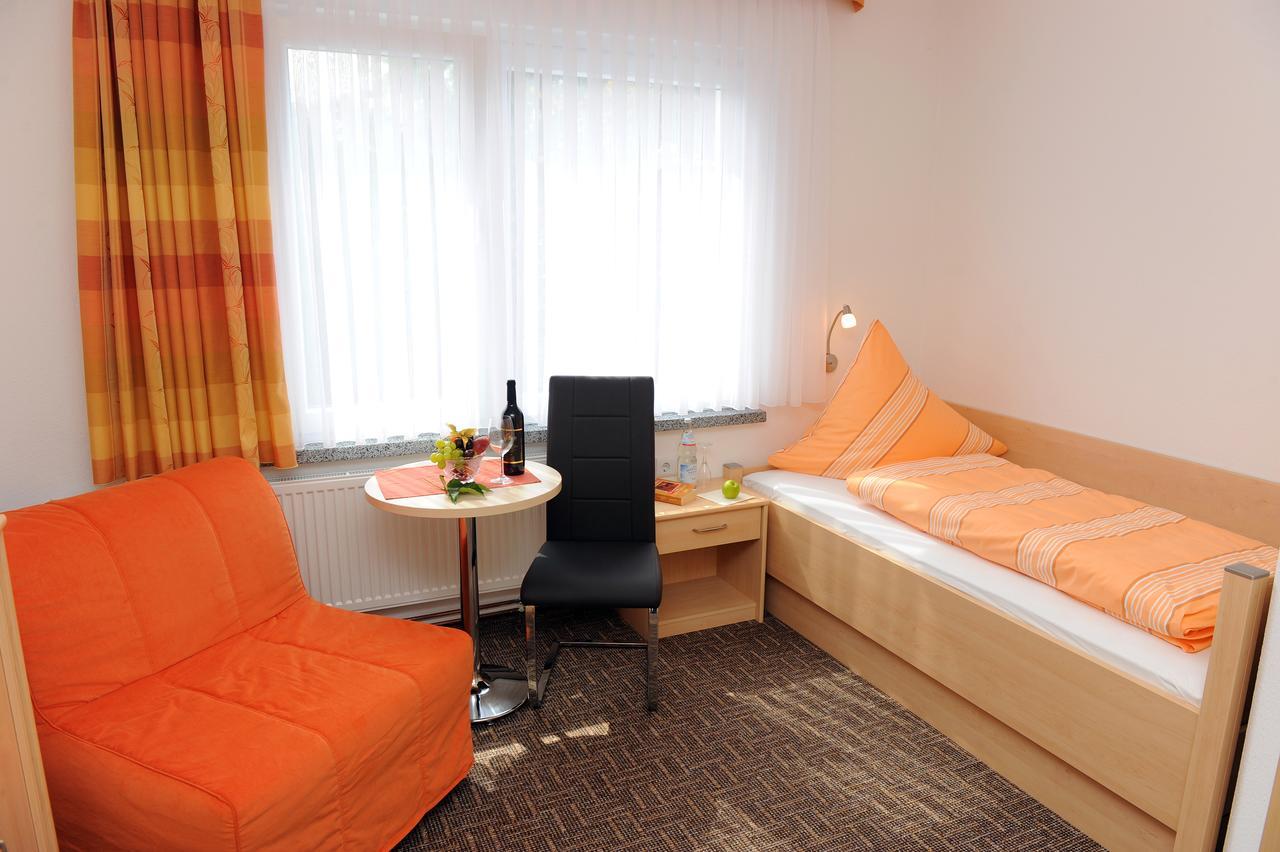Hotel Zum Birkenhof Stechlin Екстериор снимка