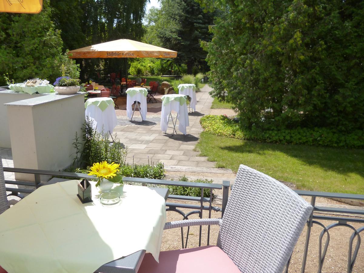 Hotel Zum Birkenhof Stechlin Екстериор снимка